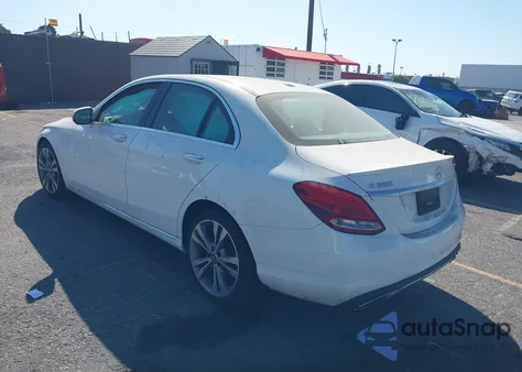 2018 Mercedes-Benz C 300 from USA, damaged, VIN 55SWF4JB6JU273154